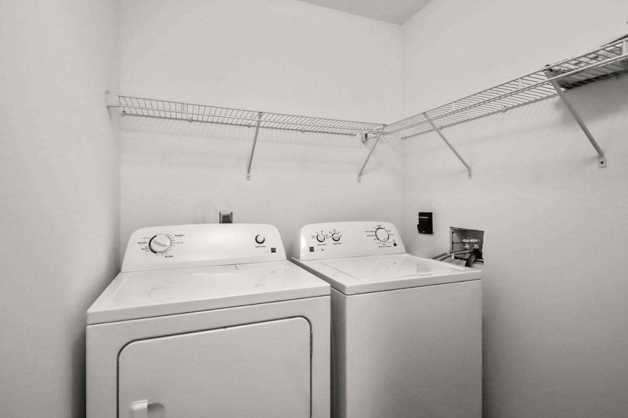 Comfy And Spacious 1Br W Pool Gym Workspace Bradenton Kültér fotó
